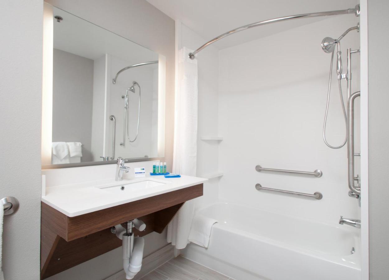 Holiday Inn Express Quantico - Stafford By Ihg Ngoại thất bức ảnh