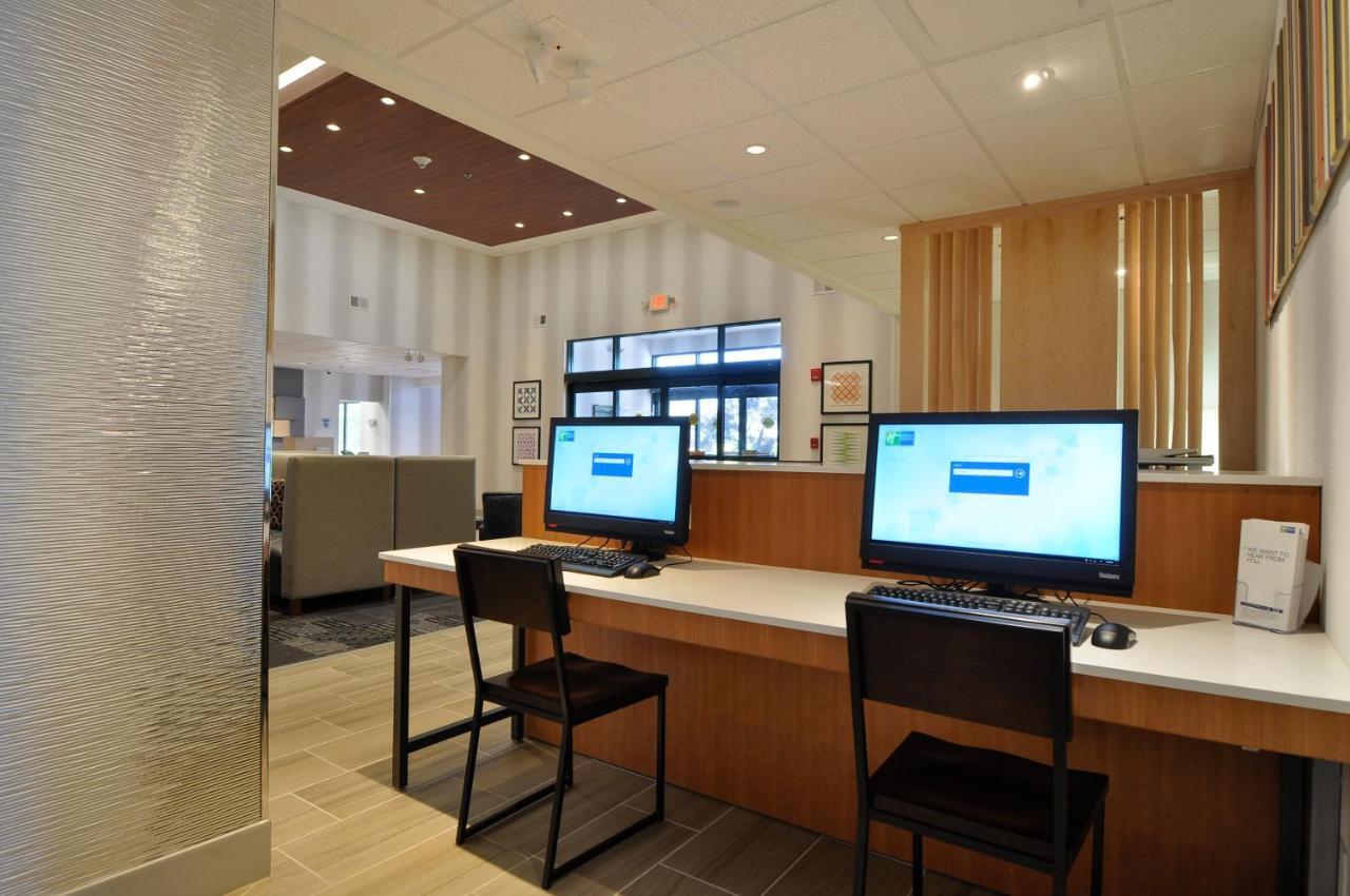 Holiday Inn Express Quantico - Stafford By Ihg Ngoại thất bức ảnh