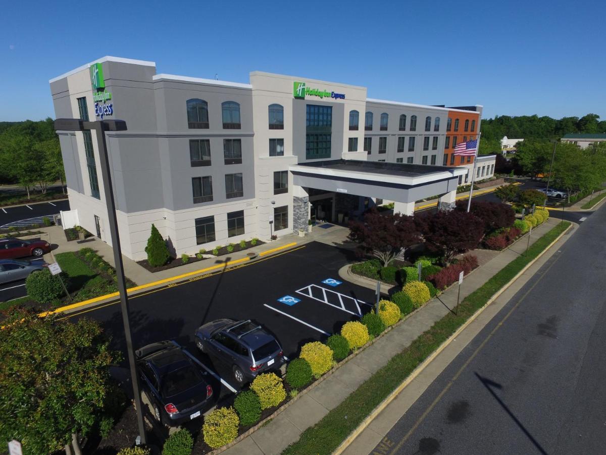 Holiday Inn Express Quantico - Stafford, An Ihg Hotel Ngoại thất bức ảnh